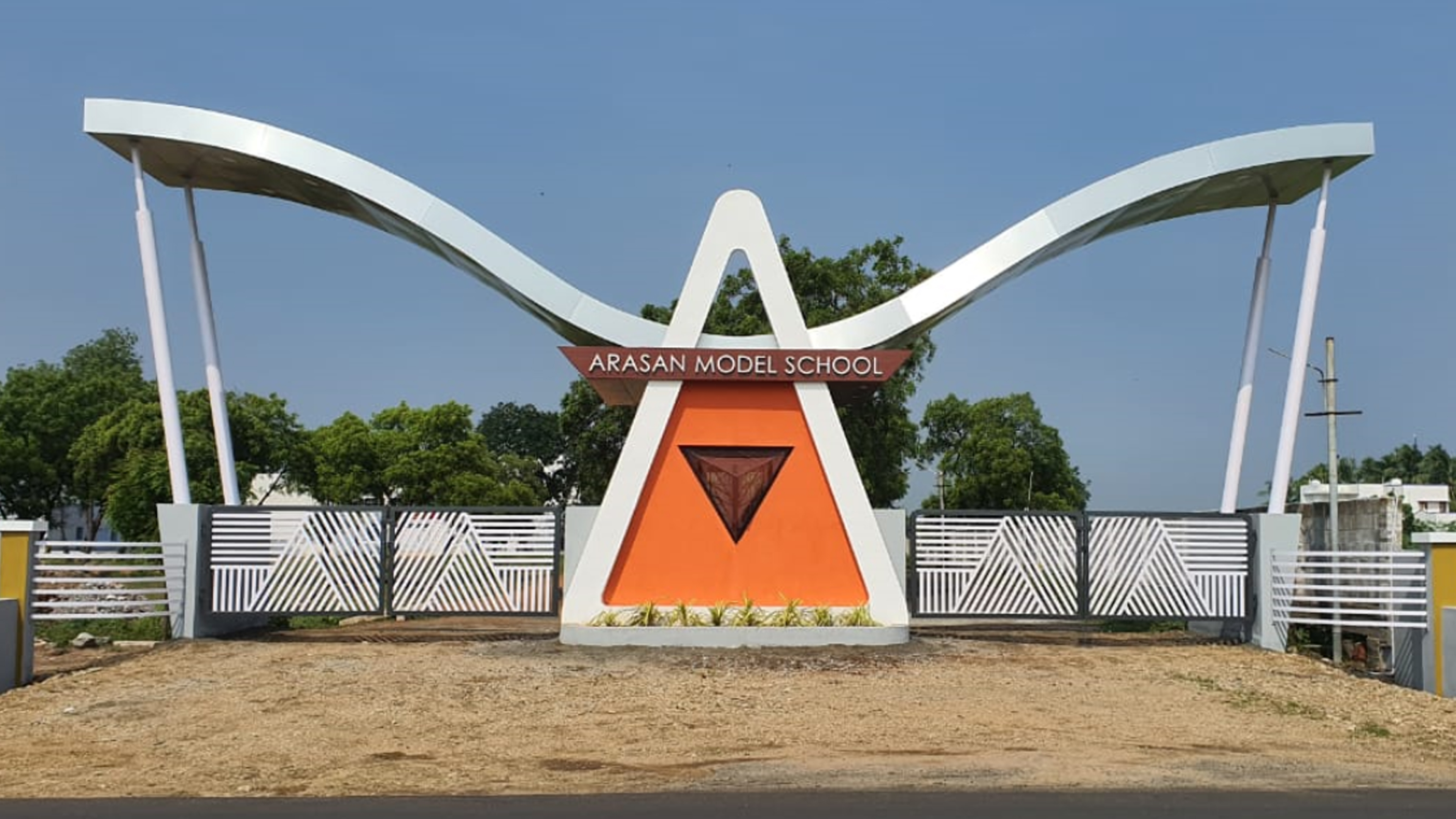 Arasan Model School